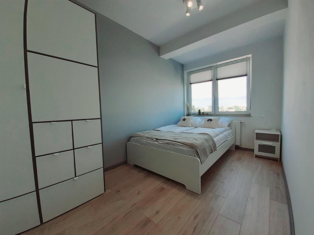 Apartament Kapitanski Mostek 17A Z Widokiem Na Port I Latarnie Morska Oraz Garazem Daire Kolobrzeg Dış mekan fotoğraf