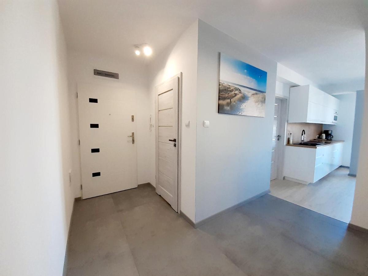 Apartament Kapitanski Mostek 17A Z Widokiem Na Port I Latarnie Morska Oraz Garazem Daire Kolobrzeg Dış mekan fotoğraf
